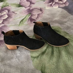 Melrose and Market ankle boots
